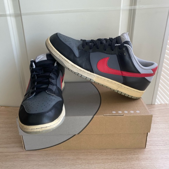 RARE 2012 Nike Dunk Lo “Dark Grey Red” Sneakers -Men 12 - Picture 12 of 13